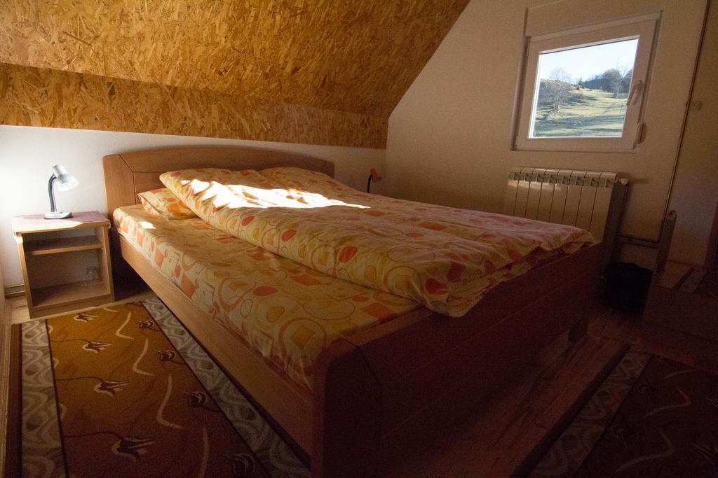 Guest House Happy جابلياك المظهر الخارجي الصورة